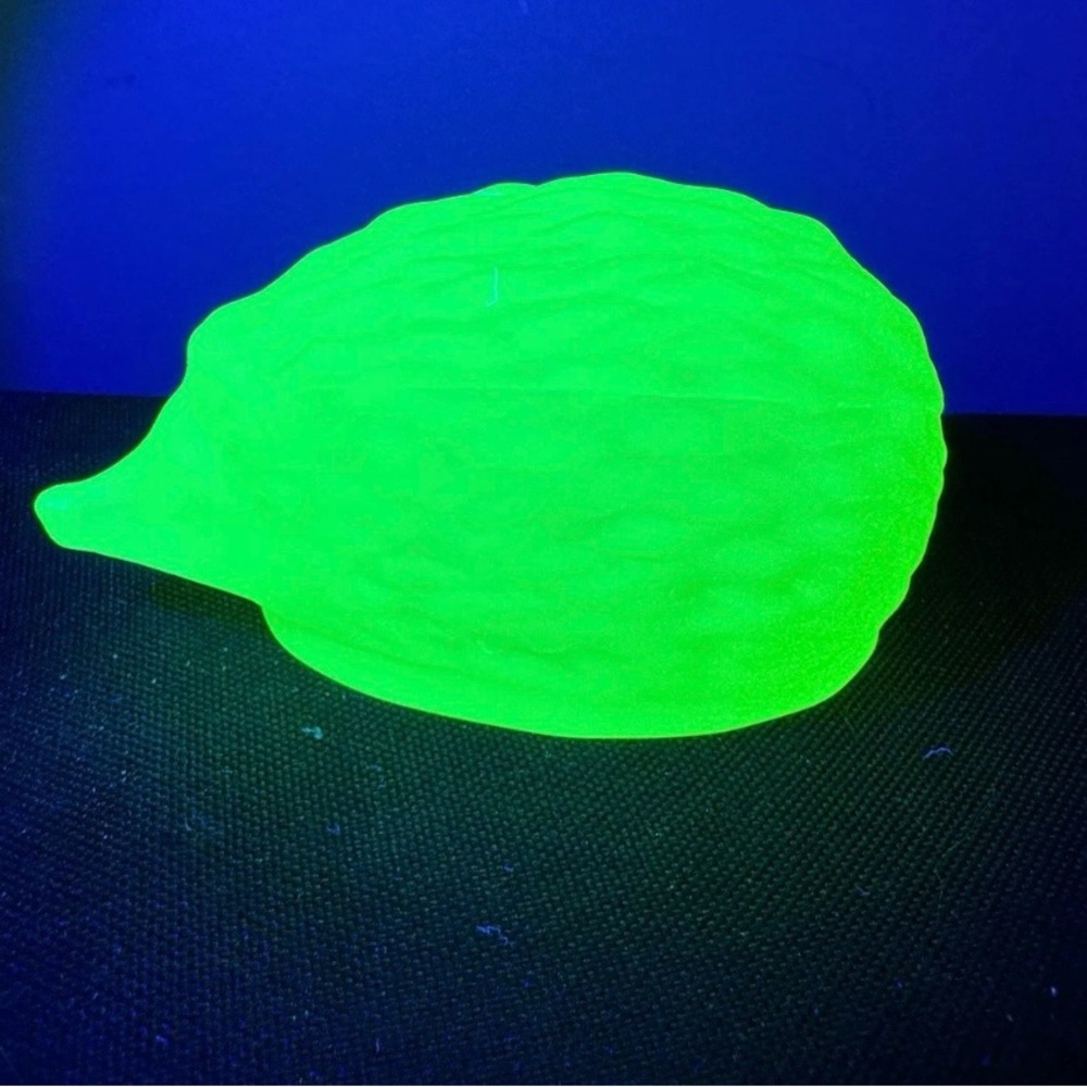 uranium glass vaseline glass satin hedgehog